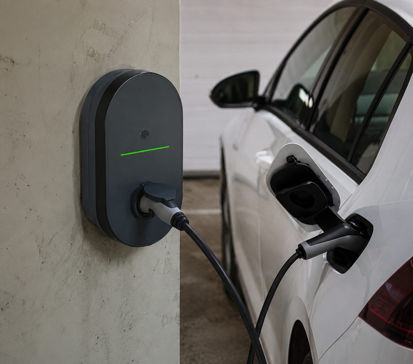 Installation de borne de recharge pour véhicules électriques jusqu'à 22 kW